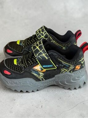 Sketchers Sketch-O-Saurus Boys T- Rex Dinosaur Sneakers size 10.5